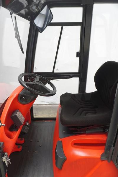 Linde P 60 Z 126 - Xe cày kéo: hình 3 Linde P 60 Z 126 - Xe cày kéo: hình 3