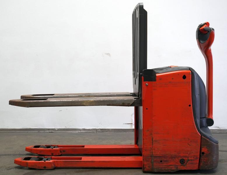 Linde T 16 L 1152 - Xe tải nâng pallet: hình 3 Linde T 16 L 1152 - Xe tải nâng pallet: hình 3
