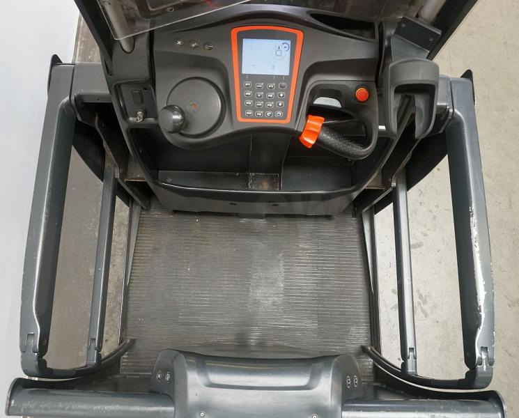 Linde V 48 5213 - Máy lấy hàng: hình 3 Linde V 48 5213 - Máy lấy hàng: hình 3