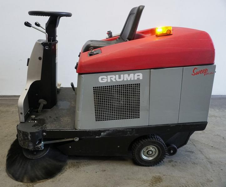 MOTOSCOPA SWEEPER SWEEP 71 V Plus - Xe quét rác công nghiệp: hình 4 MOTOSCOPA SWEEPER SWEEP 71 V Plus - Xe quét rác công nghiệp: hình 4
