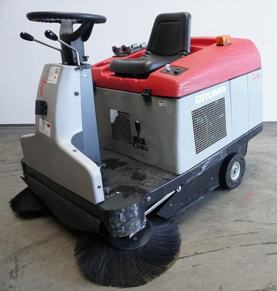 MOTOSCOPA SWEEPER SWEEP 71 V Plus - Xe quét rác công nghiệp: hình 1 MOTOSCOPA SWEEPER SWEEP 71 V Plus - Xe quét rác công nghiệp: hình 1