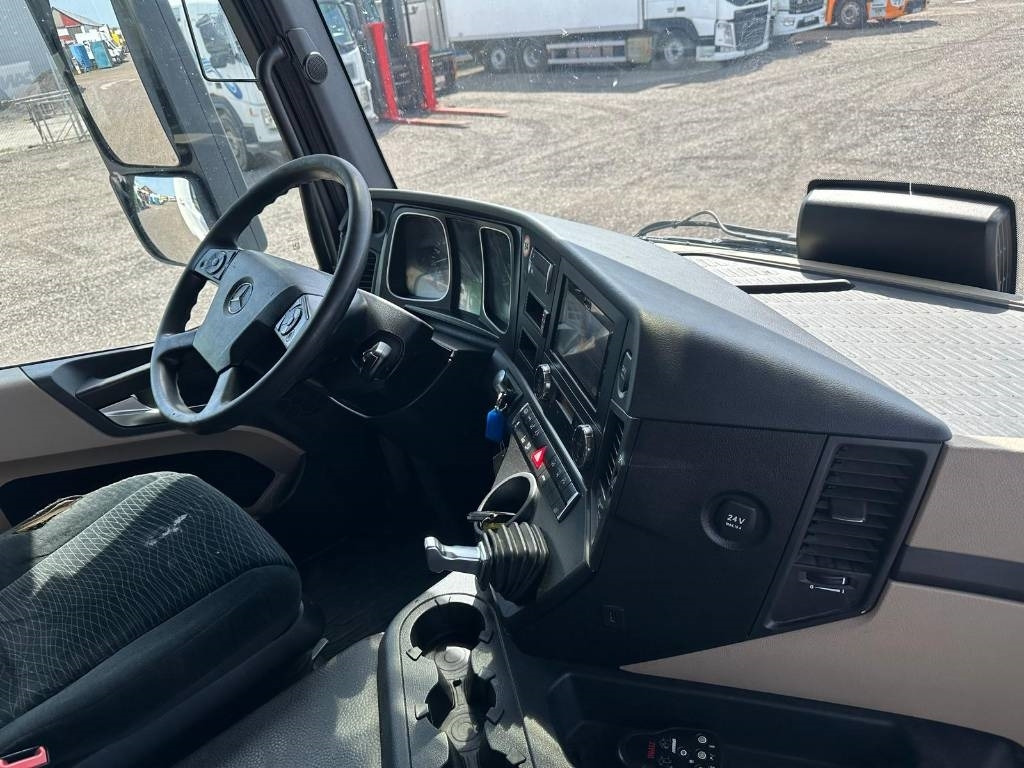 Mercedes-Benz ACTROS 2546 serie 1777 - Xe tải đông lạnh: hình 3 Mercedes-Benz ACTROS 2546 serie 1777 - Xe tải đông lạnh: hình 3