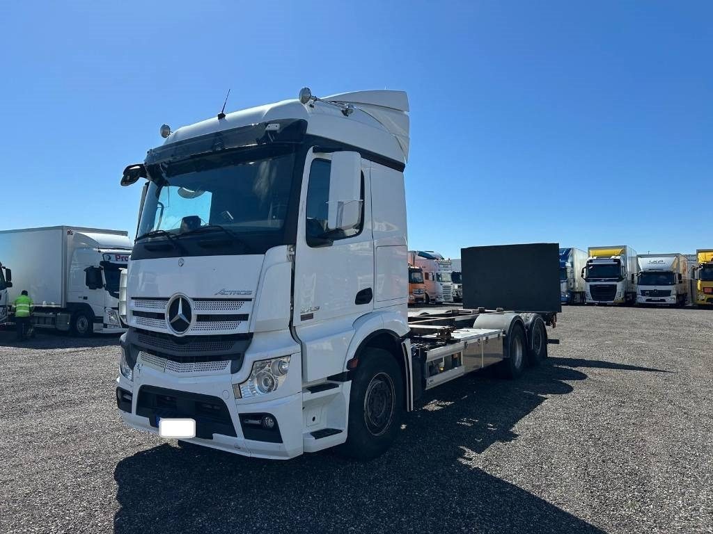 Mercedes-Benz ACTROS 2753 serie 7588 - Xe chở container/ Xe tải hoán đổi thân: hình 1 Mercedes-Benz ACTROS 2753 serie 7588 - Xe chở container/ Xe tải hoán đổi thân: hình 1