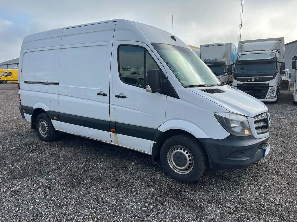 Mercedes-Benz Sprinter 316 CDI serie 6276 - Xe van chở hàng: hình 2 Mercedes-Benz Sprinter 316 CDI serie 6276 - Xe van chở hàng: hình 2