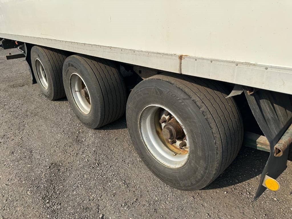 Nopa SL 240 11600 - Sơ mi rơ moóc đông lạnh: hình 5 Nopa SL 240 11600 - Sơ mi rơ moóc đông lạnh: hình 5