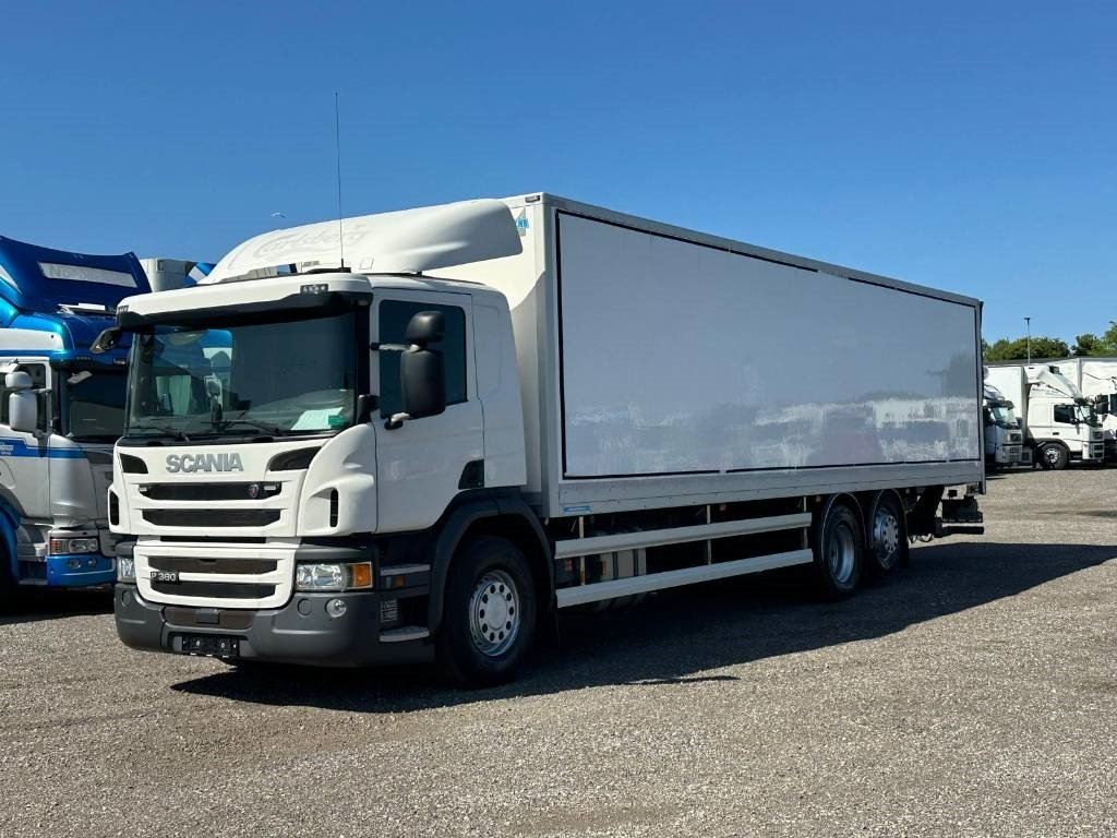 Scania P 360 - Xe tải hộp: hình 1 Scania P 360 - Xe tải hộp: hình 1