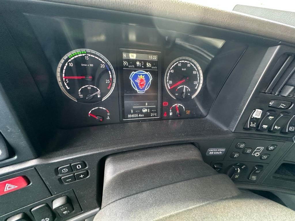 Scania R490LB6X2MNB Serie 4210 - Xe tải thùng lửng/ Phẳng: hình 5 Scania R490LB6X2MNB Serie 4210 - Xe tải thùng lửng/ Phẳng: hình 5