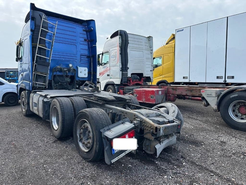 Volvo FH 6*2 Serie 1657 - Xe đầu kéo: hình 3 Volvo FH 6*2 Serie 1657 - Xe đầu kéo: hình 3