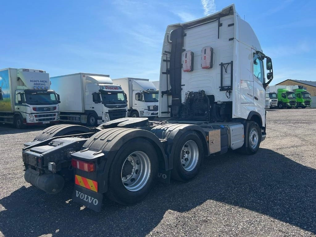 Volvo FH500 6*2 serie 4158 - Xe đầu kéo: hình 3 Volvo FH500 6*2 serie 4158 - Xe đầu kéo: hình 3
