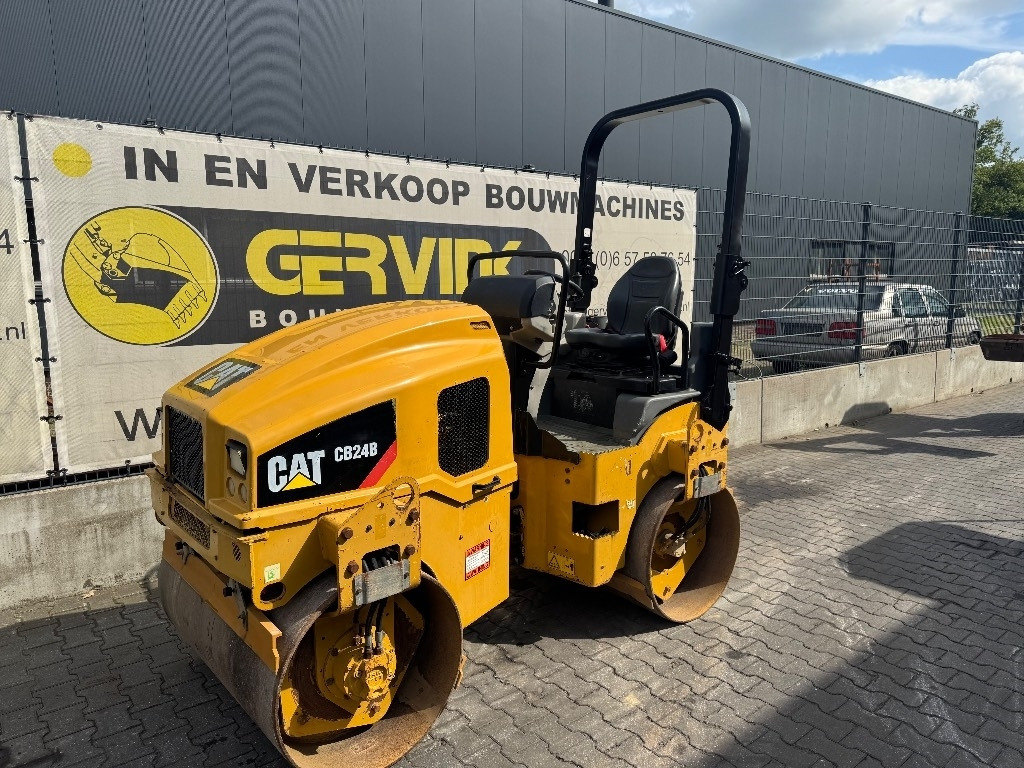 CAT CB 24 B - Máy lăn đường: hình 1 CAT CB 24 B - Máy lăn đường: hình 1