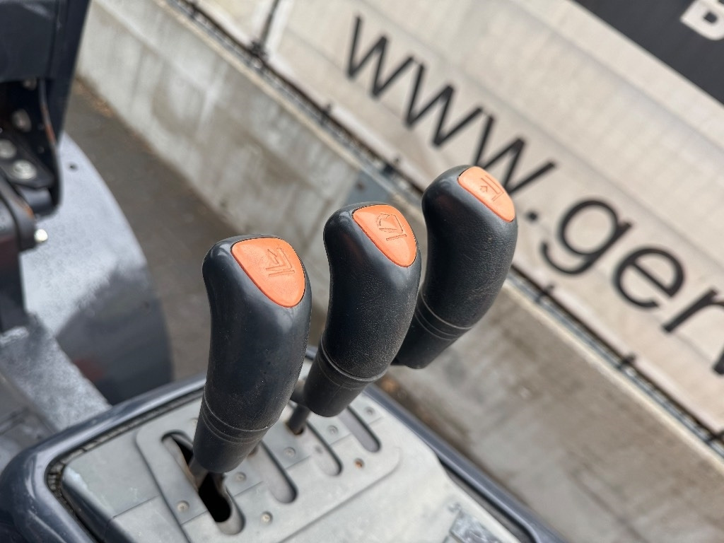 Doosan D 40 SC-7 - Xe nâng diesel: hình 5 Doosan D 40 SC-7 - Xe nâng diesel: hình 5