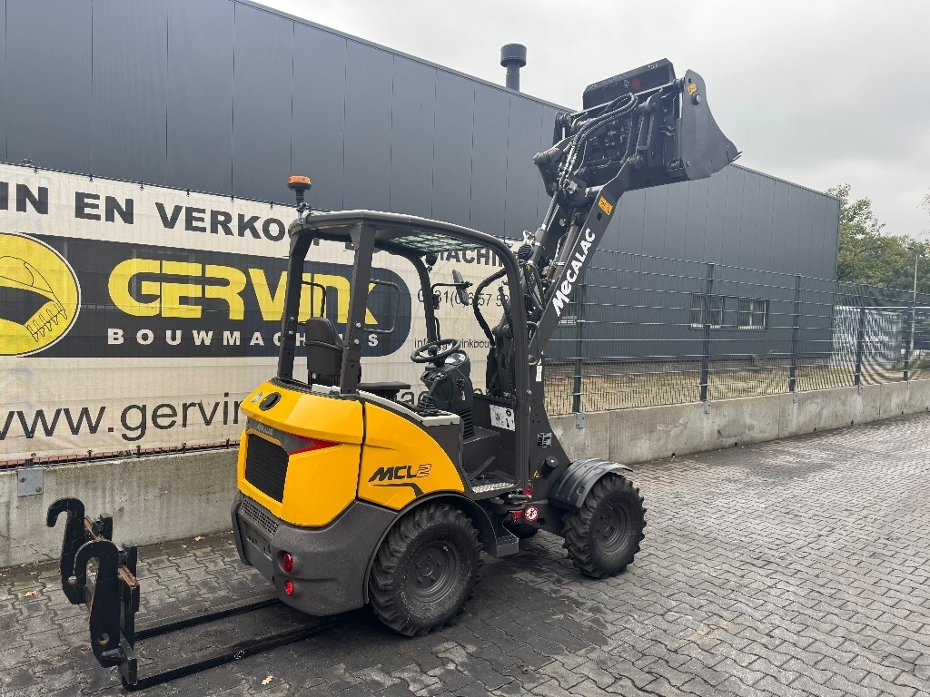 Mecalac MCL 2 - Máy xúc lật mini gấp khúc: hình 2 Mecalac MCL 2 - Máy xúc lật mini gấp khúc: hình 2