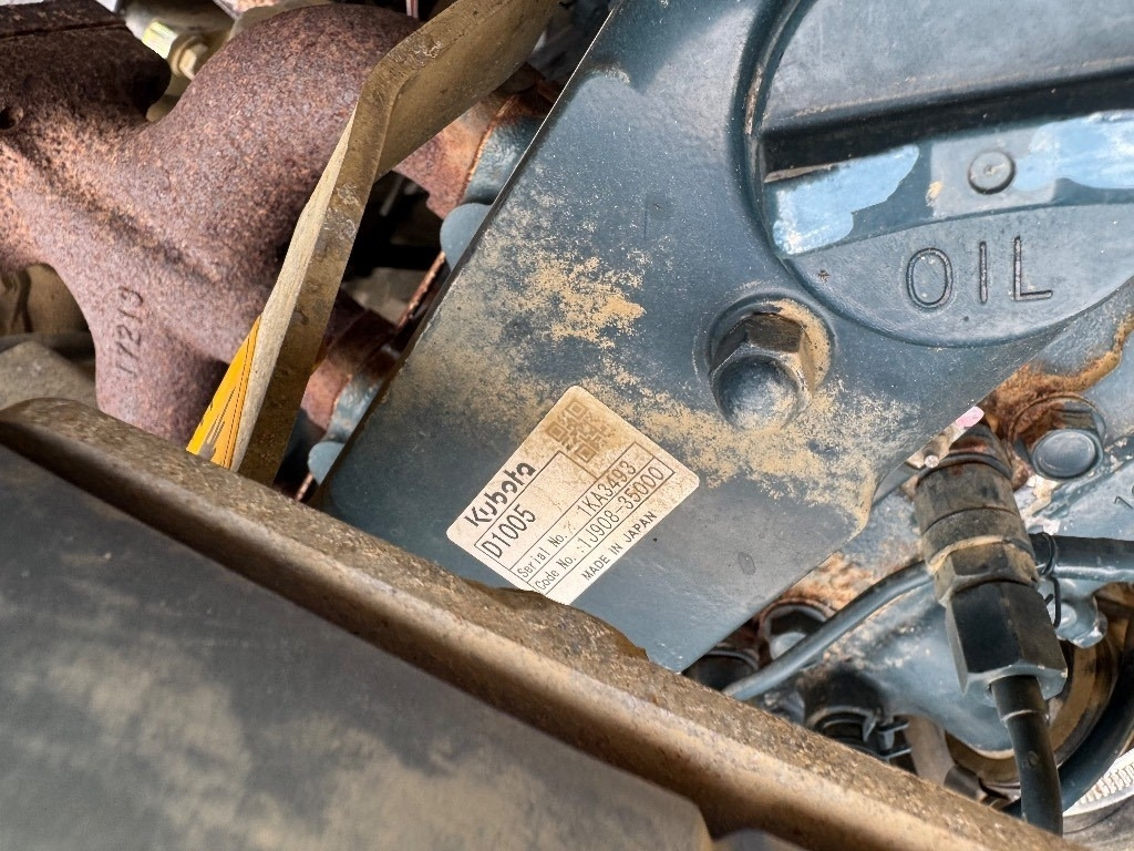 Mecalac TV 800 - Máy lăn đường: hình 4 Mecalac TV 800 - Máy lăn đường: hình 4