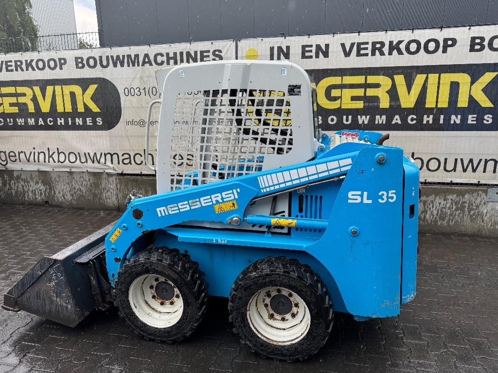 Messersi SL35 - Máy xúc lật đa năng: hình 1 Messersi SL35 - Máy xúc lật đa năng: hình 1