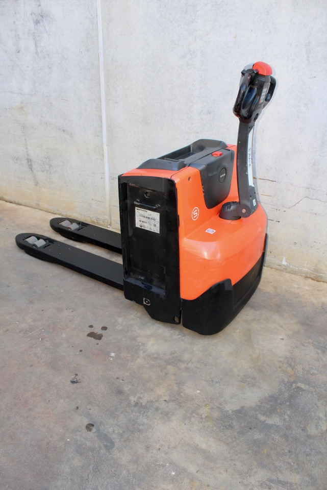 BT LWE 200 - Xe tải nâng pallet: hình 1 BT LWE 200 - Xe tải nâng pallet: hình 1