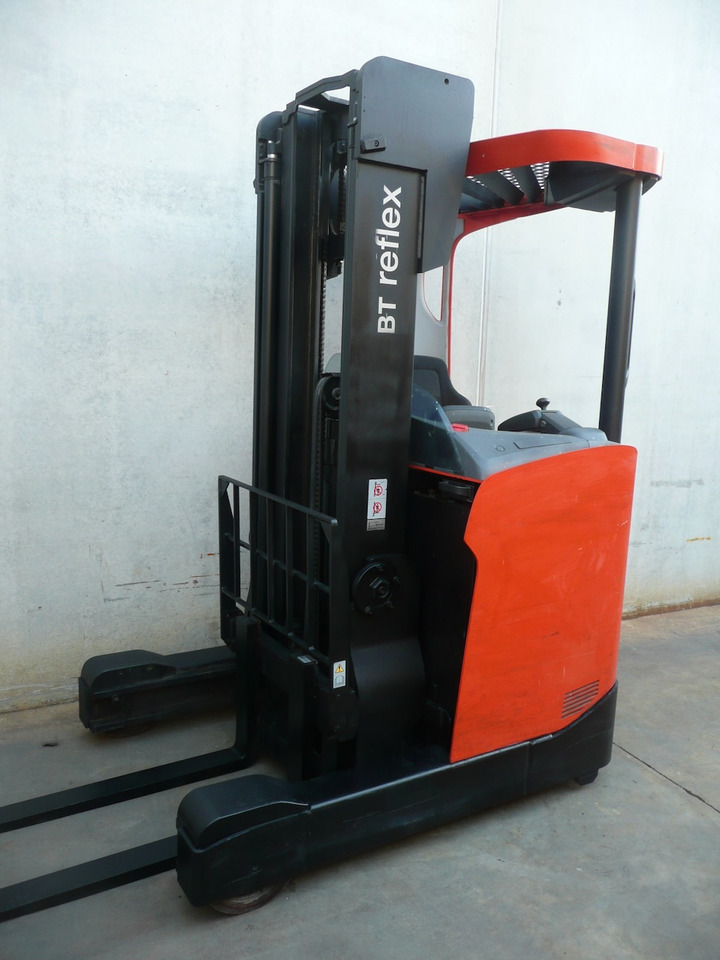 BT RRE 140 H - Xe tải tiếp cận: hình 3 BT RRE 140 H - Xe tải tiếp cận: hình 3