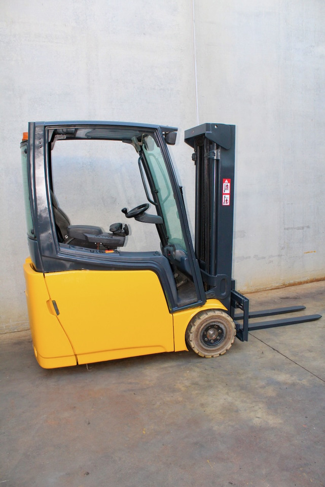 Jungheinrich EFG 216k 450 DZ - Xe nâng điện: hình 2 Jungheinrich EFG 216k 450 DZ - Xe nâng điện: hình 2