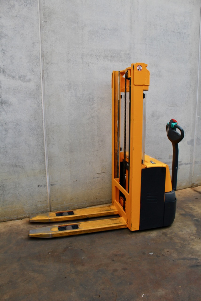 Jungheinrich EJC 110 290 ZT - Máy xếp chồng: hình 2 Jungheinrich EJC 110 290 ZT - Máy xếp chồng: hình 2