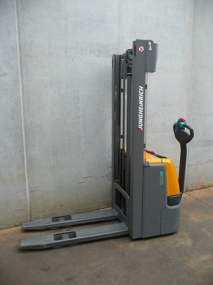Jungheinrich EJC 112 320 ZT LI-ION - Máy xếp chồng: hình 2 Jungheinrich EJC 112 320 ZT LI-ION - Máy xếp chồng: hình 2