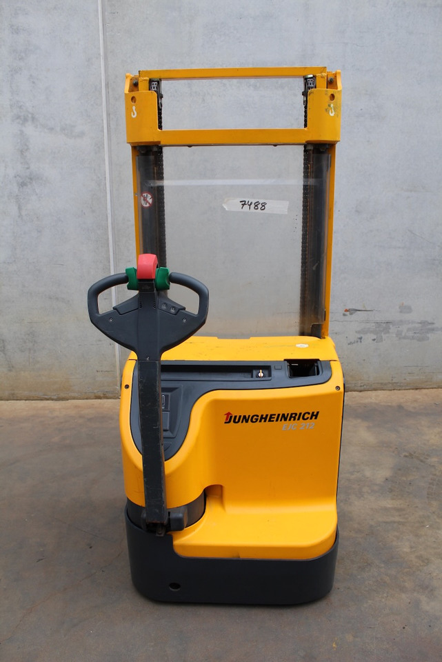 Jungheinrich EJC 212 330 ZT - Máy xếp chồng: hình 5 Jungheinrich EJC 212 330 ZT - Máy xếp chồng: hình 5