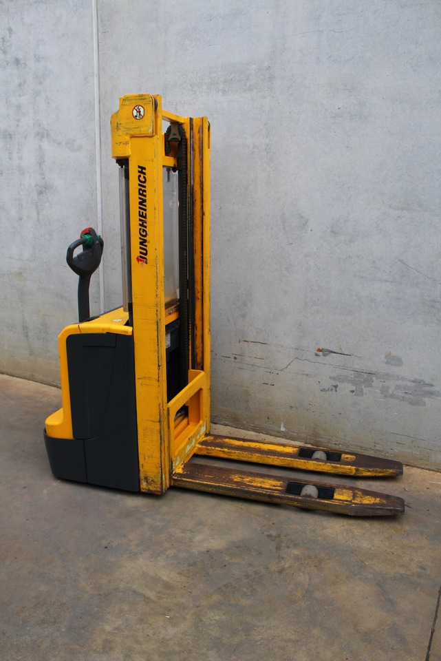 Jungheinrich EJC 212 330 ZT - Máy xếp chồng: hình 4 Jungheinrich EJC 212 330 ZT - Máy xếp chồng: hình 4