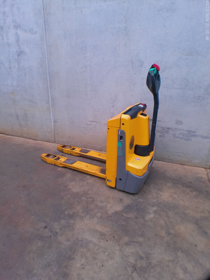 Jungheinrich EJE 116i LI-ION - Xe tải nâng pallet: hình 1 Jungheinrich EJE 116i LI-ION - Xe tải nâng pallet: hình 1