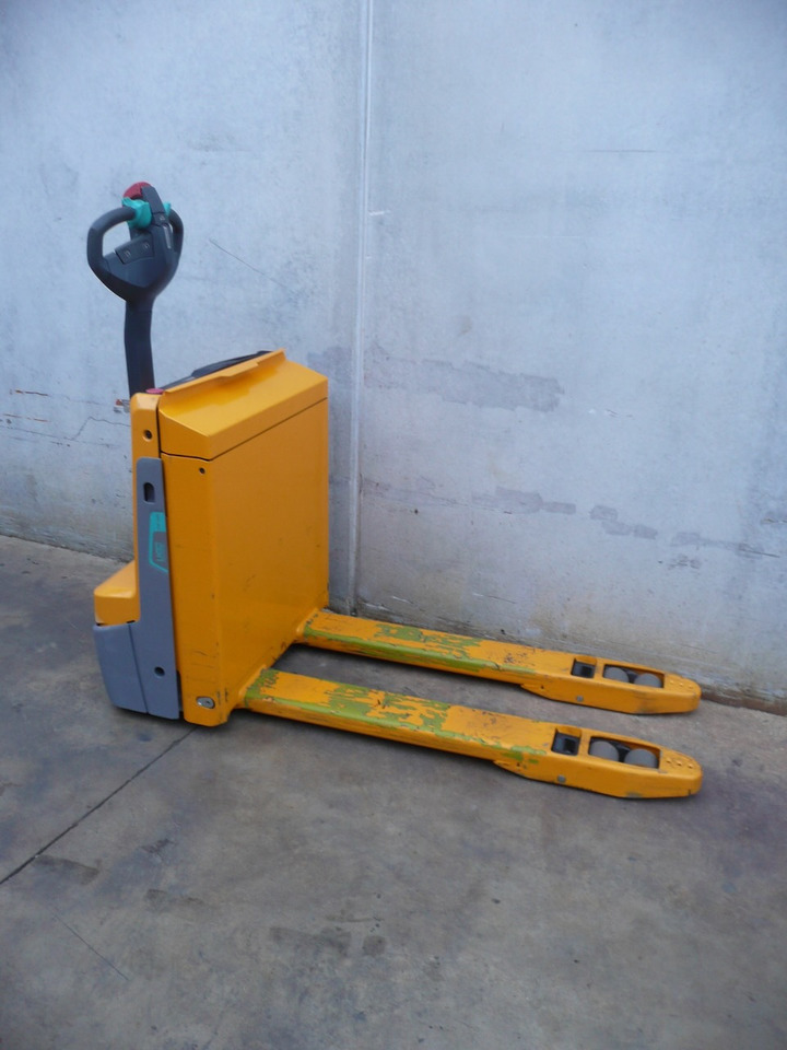 Jungheinrich EJE 116i LI-ION - Xe tải nâng pallet: hình 4 Jungheinrich EJE 116i LI-ION - Xe tải nâng pallet: hình 4
