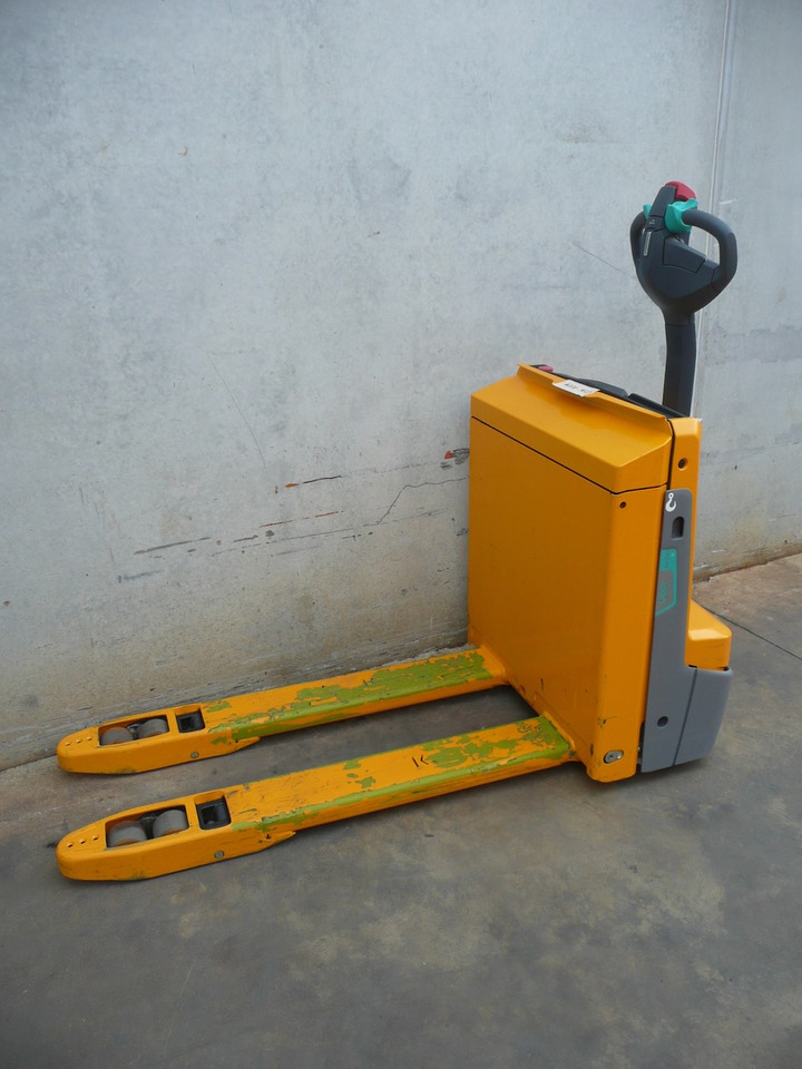 Jungheinrich EJE 116i LI-ION - Xe tải nâng pallet: hình 2 Jungheinrich EJE 116i LI-ION - Xe tải nâng pallet: hình 2