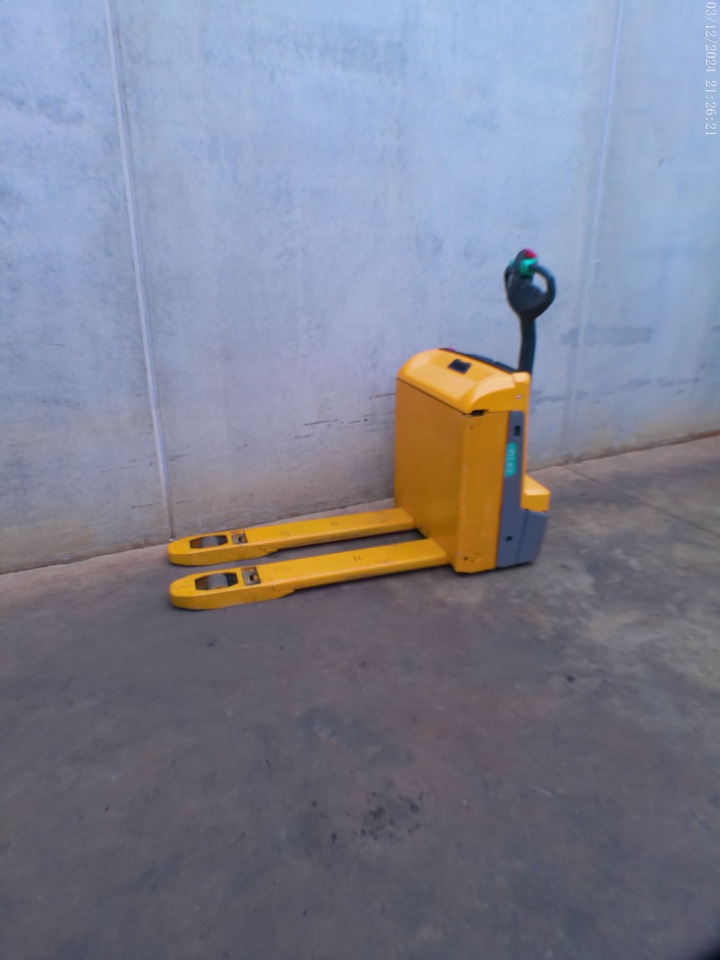 Jungheinrich EJE 118 LI-ION - Xe tải nâng pallet: hình 2 Jungheinrich EJE 118 LI-ION - Xe tải nâng pallet: hình 2