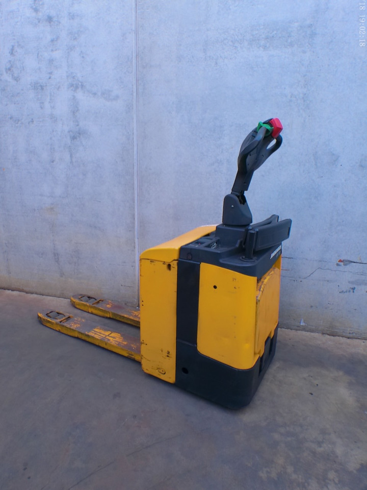 Jungheinrich ERE 120 - Xe tải nâng pallet: hình 1 Jungheinrich ERE 120 - Xe tải nâng pallet: hình 1