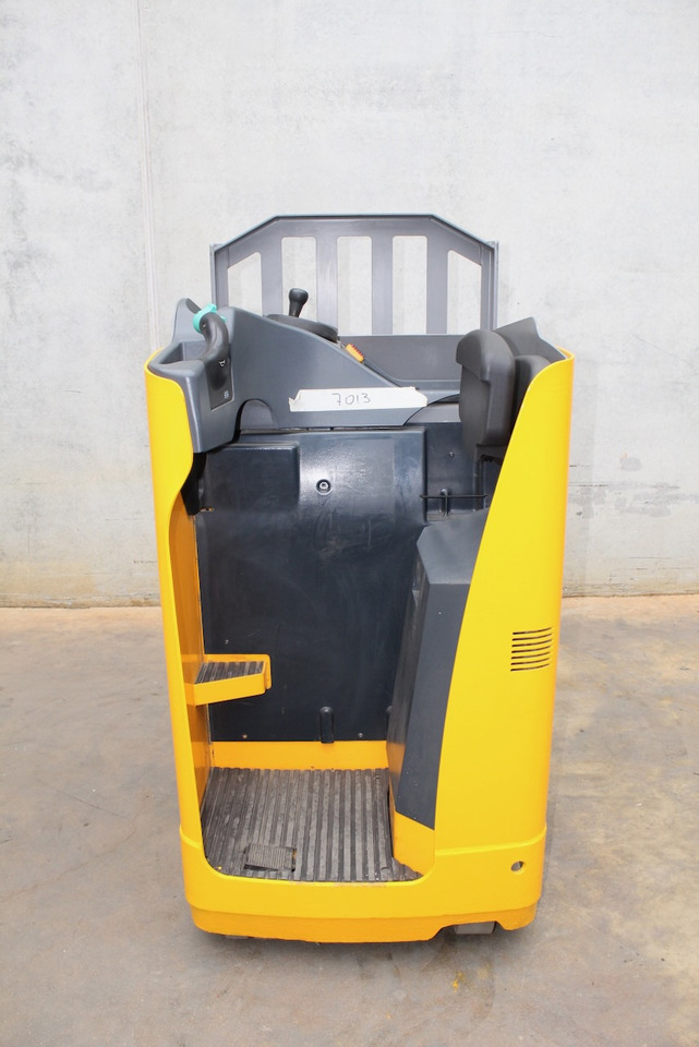 Jungheinrich ESE 120 - Xe tải nâng pallet: hình 5 Jungheinrich ESE 120 - Xe tải nâng pallet: hình 5