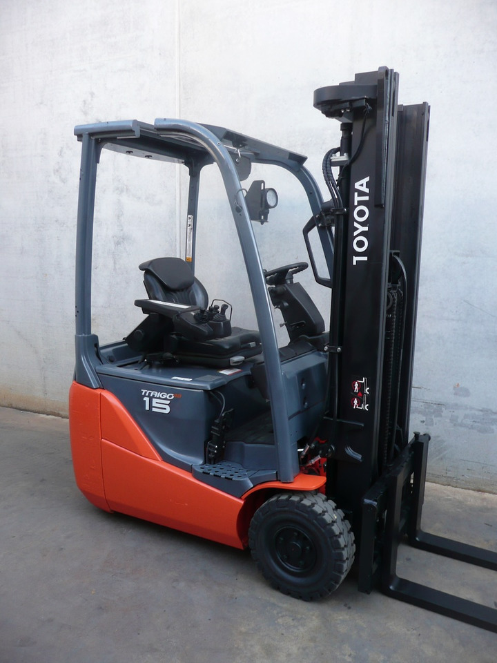 Toyota 8FBE15T - Xe nâng điện: hình 1 Toyota 8FBE15T - Xe nâng điện: hình 1