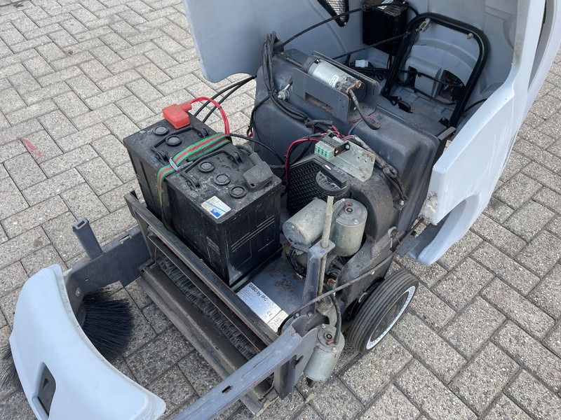 Xe quét đường DIBO Gansow 512 ET: hình 11