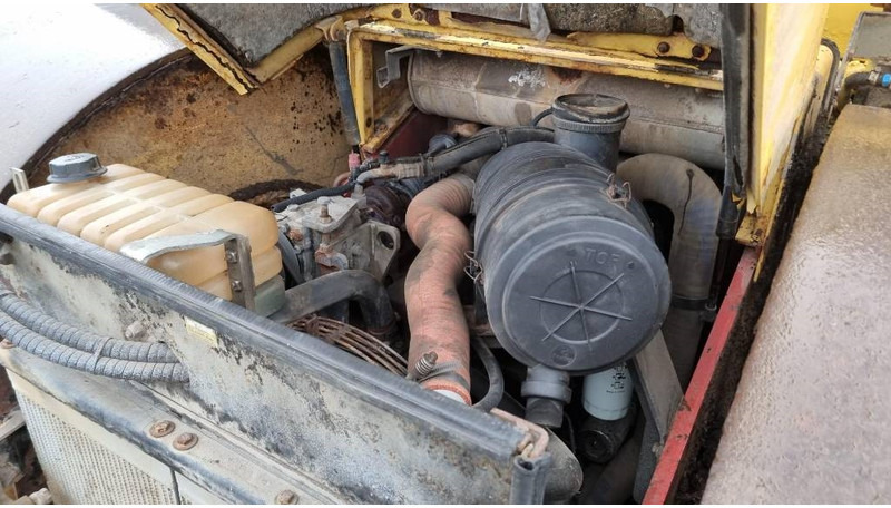 Máy lăn Dynapac CS142, Vält: hình 15