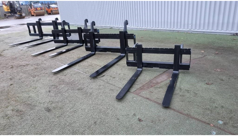 SE Equipment Stora BM, Z802, Z602, Z402, Mek. Gaffelställ - Chĩa cho Máy móc xây dựng: hình 1 SE Equipment Stora BM, Z802, Z602, Z402, Mek. Gaffelställ - Chĩa cho Máy móc xây dựng: hình 1