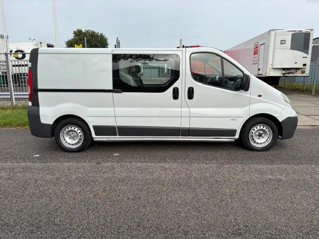 Opel Vivaro 2 2.0Cdti /84kW-E4 crew cab L2H1 - Xe van nhỏ gọn, Xe tải van: hình 4 Opel Vivaro 2 2.0Cdti /84kW-E4 crew cab L2H1 - Xe van nhỏ gọn, Xe tải van: hình 4