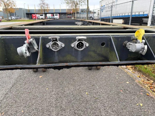 Xe chở container/ Sơ mi rơ moóc hoán đổi thân Van Hool 20 ft containerchassis BPW Drum MOT 12-01-2026: hình 14