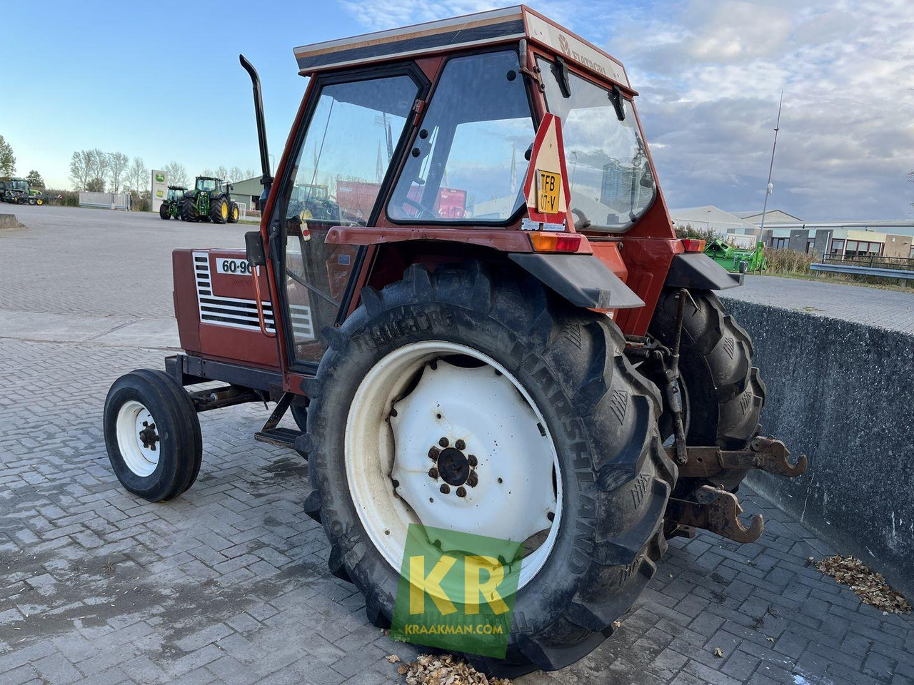 60-90 tractor Fiat - Máy cày: hình 5 60-90 tractor Fiat - Máy cày: hình 5
