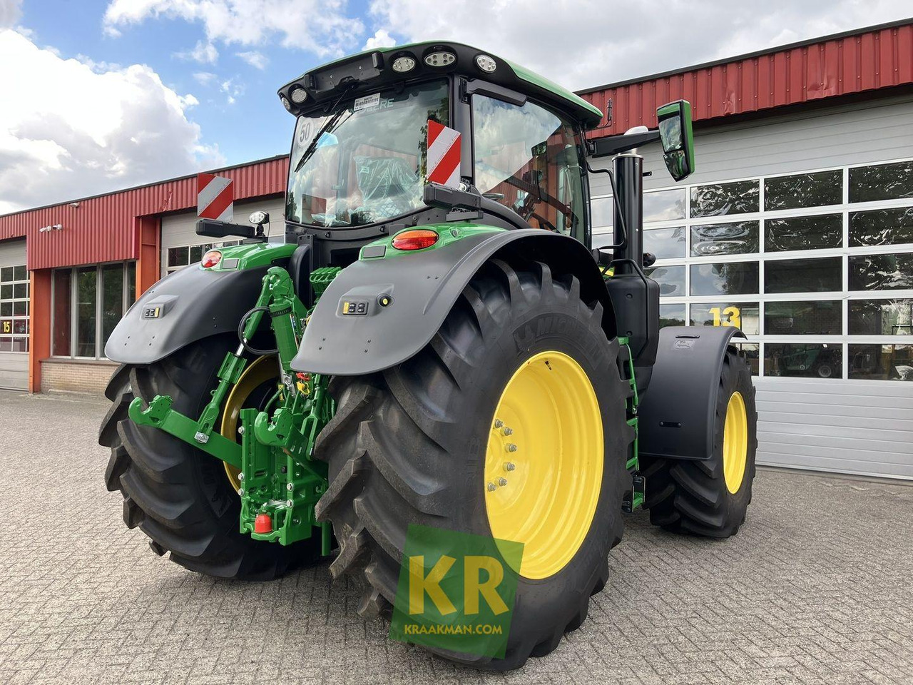 6R 230 John Deere - Máy cày: hình 3 6R 230 John Deere - Máy cày: hình 3