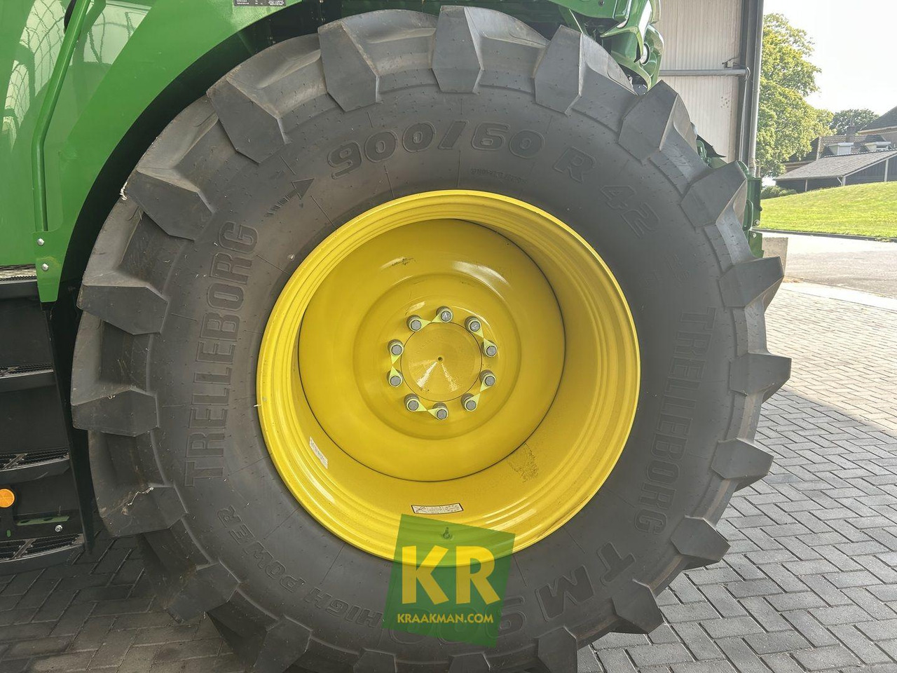 8400 John Deere - Máy gặt đập thức ăn gia súc: hình 1 8400 John Deere - Máy gặt đập thức ăn gia súc: hình 1