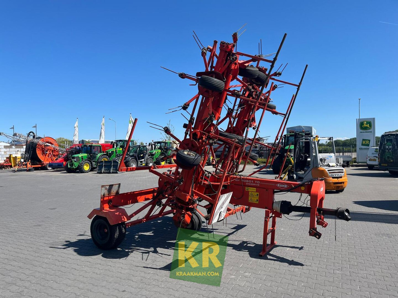 GF 10601 Kuhn - Dàn trải/ Cào: hình 4 GF 10601 Kuhn - Dàn trải/ Cào: hình 4