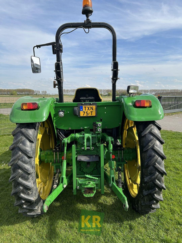 John Deere 5055E - Máy cày: hình 1 John Deere 5055E - Máy cày: hình 1