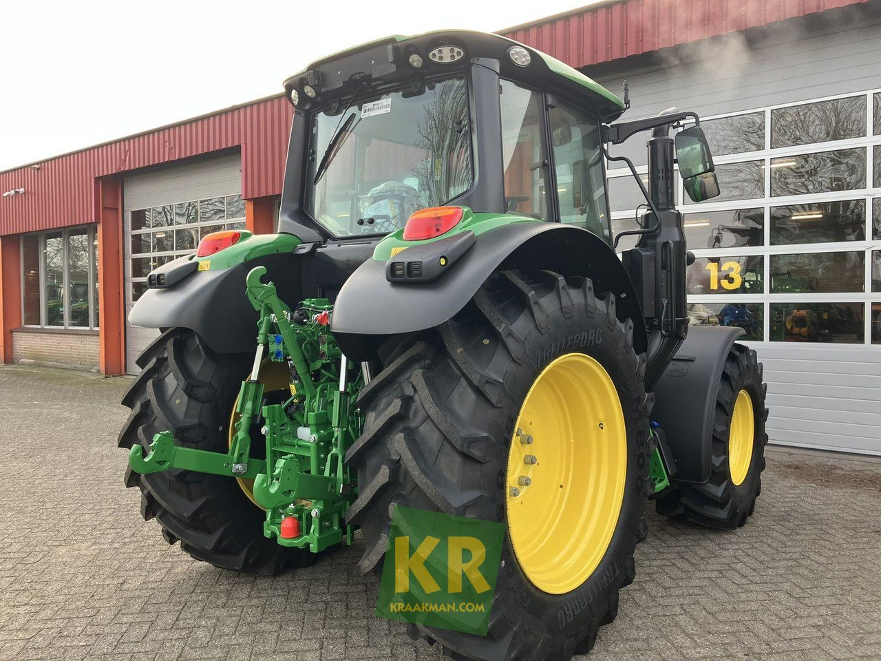 John Deere 6120M - Máy cày: hình 3 John Deere 6120M - Máy cày: hình 3