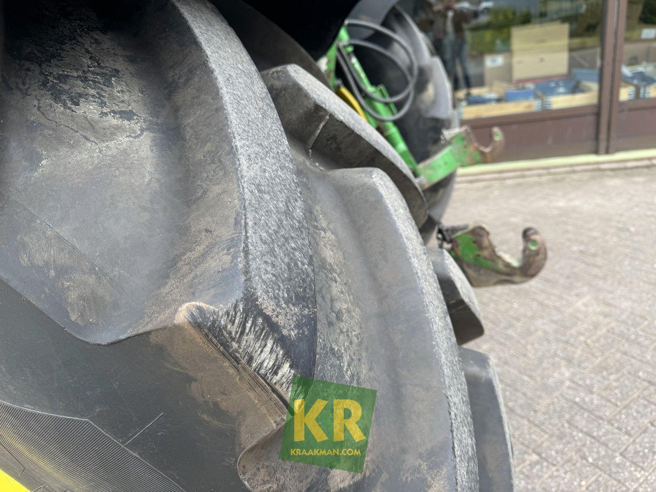 John Deere 6150R - Máy cày: hình 4 John Deere 6150R - Máy cày: hình 4