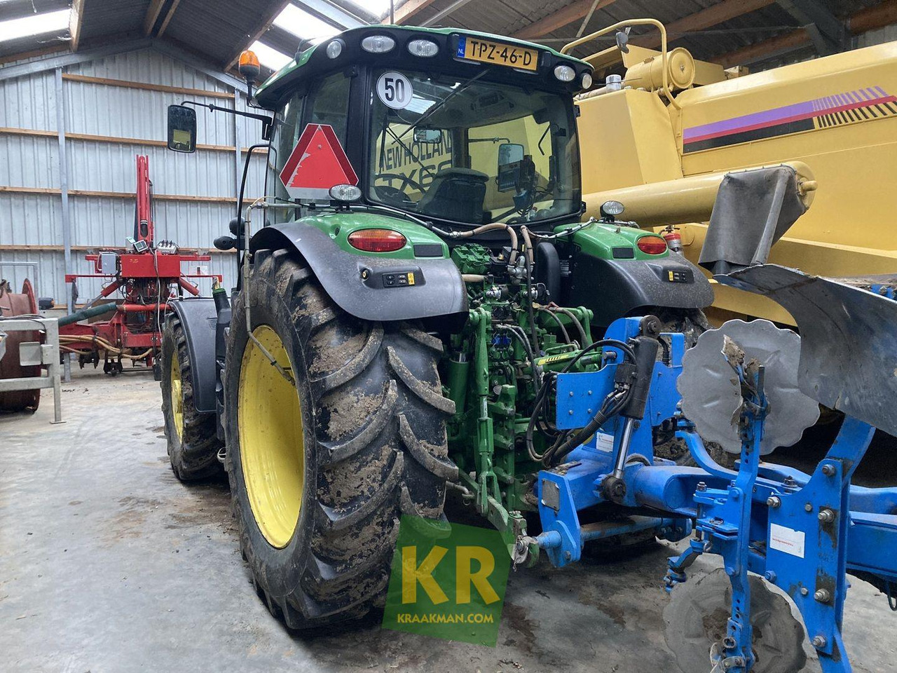John Deere 6155R - Máy cày: hình 3 John Deere 6155R - Máy cày: hình 3