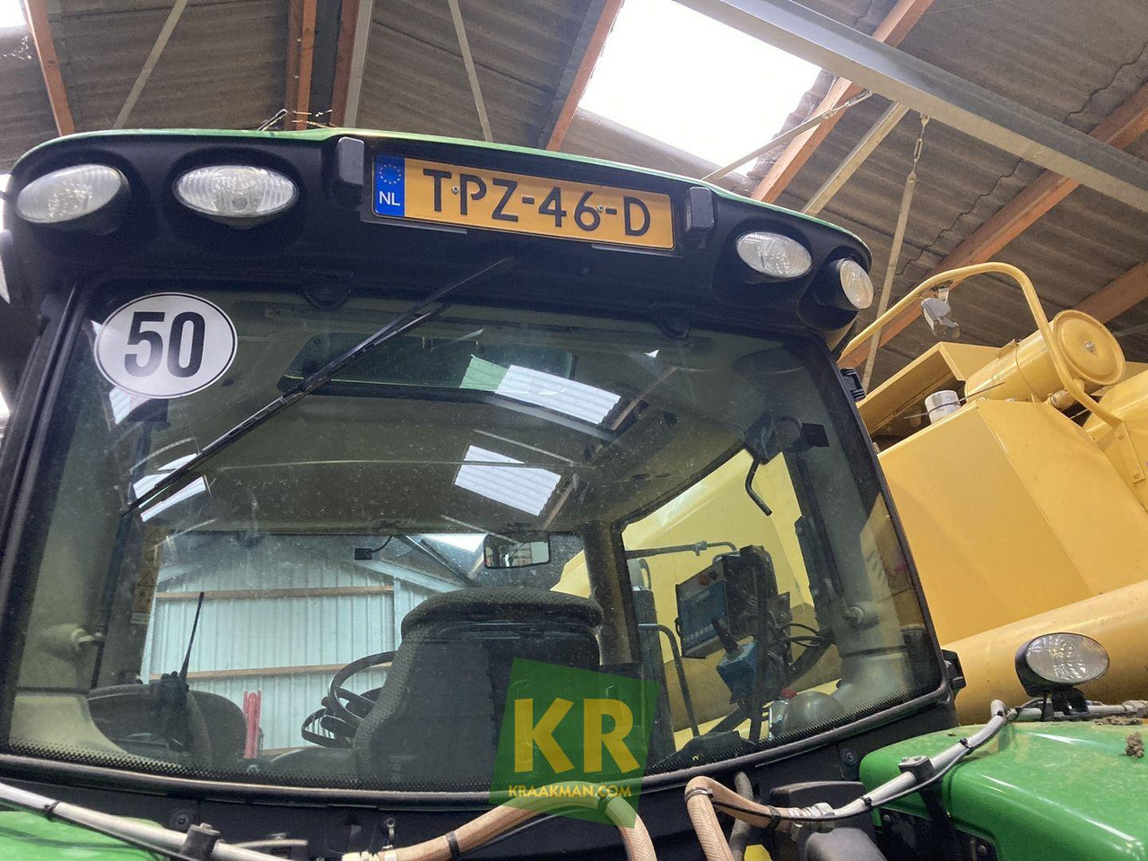 John Deere 6155R - Máy cày: hình 4 John Deere 6155R - Máy cày: hình 4