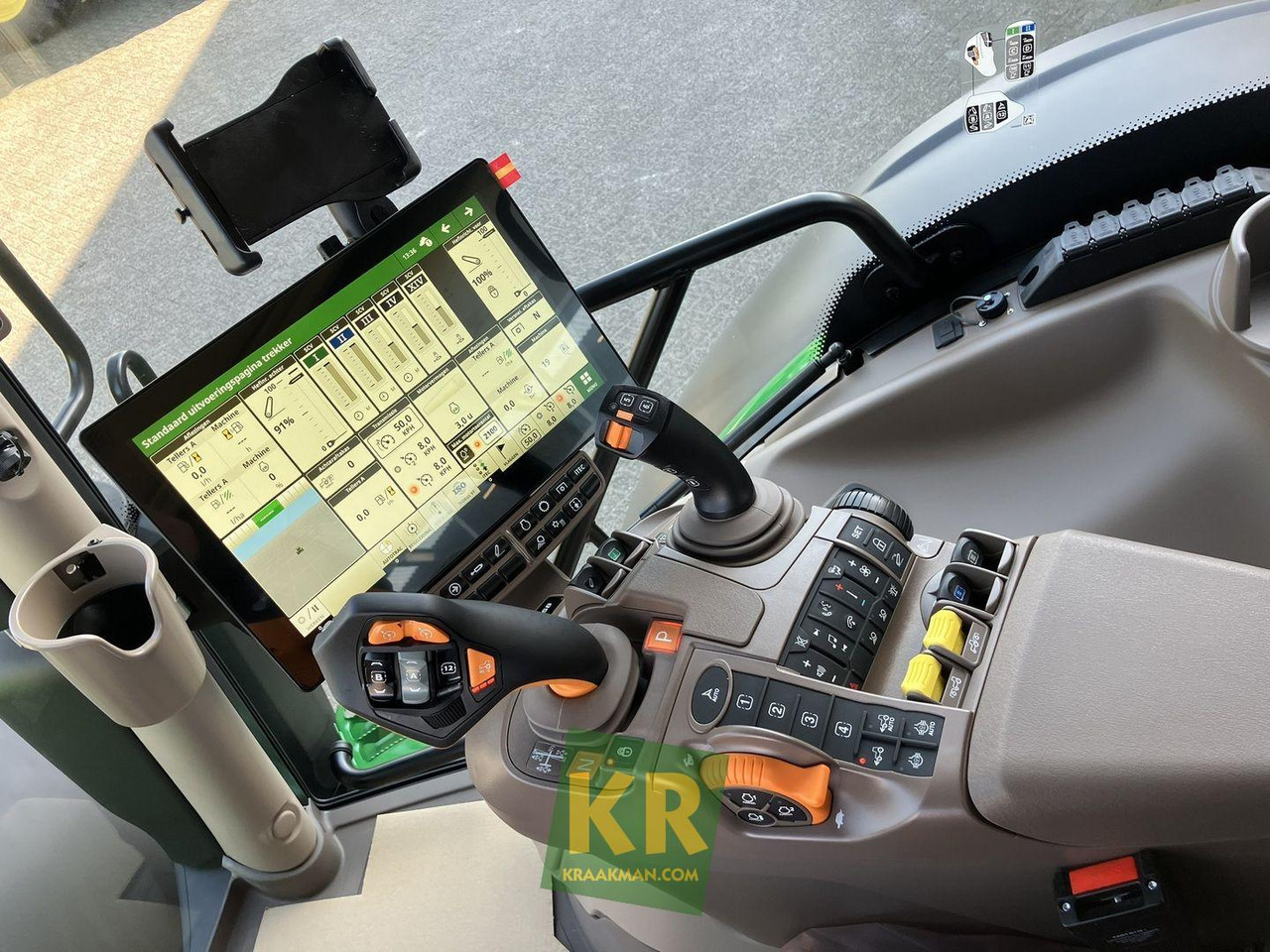 Máy cày mới John Deere 6R 175: hình 12