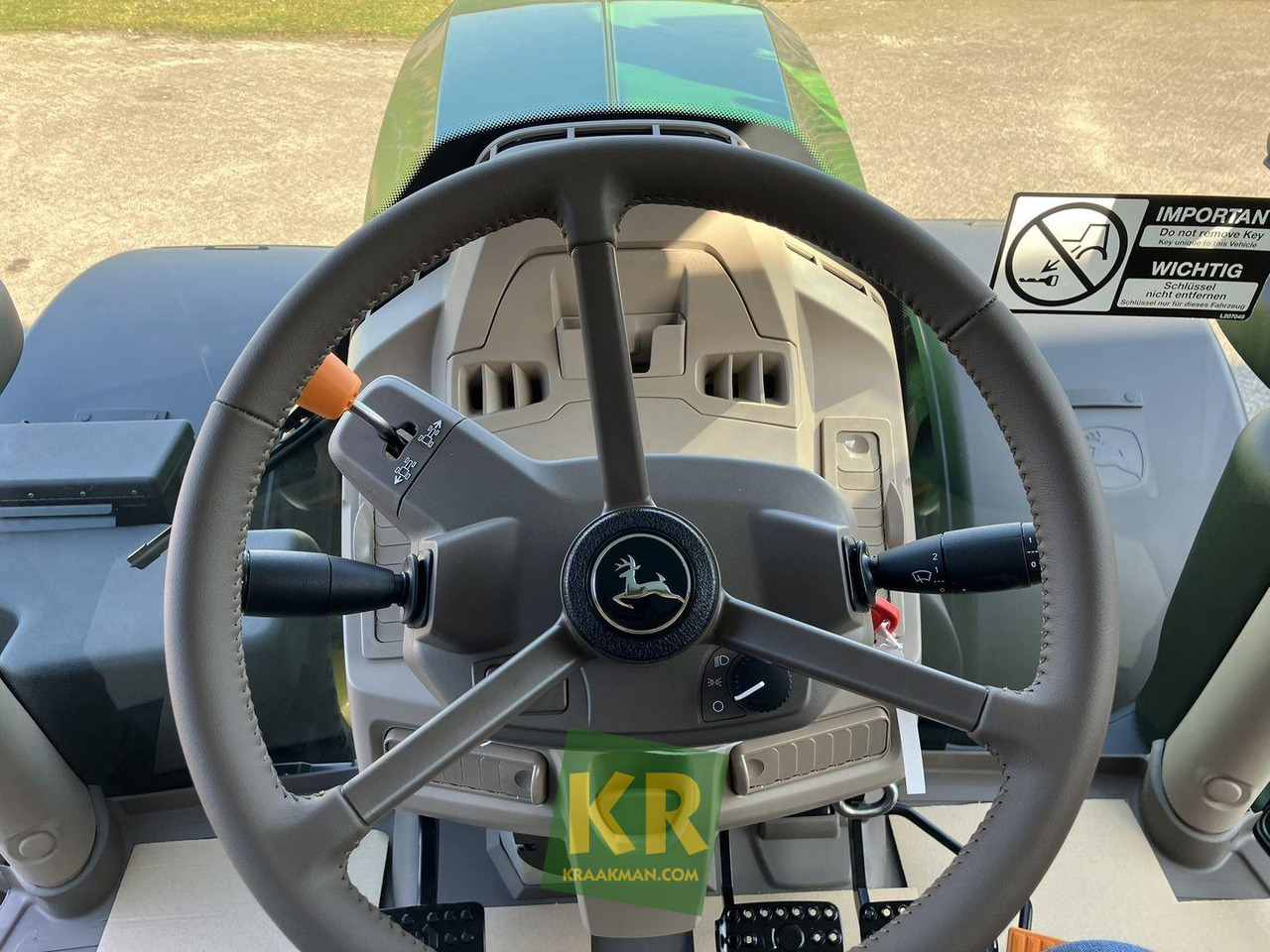 Máy cày mới John Deere 6R 175: hình 14