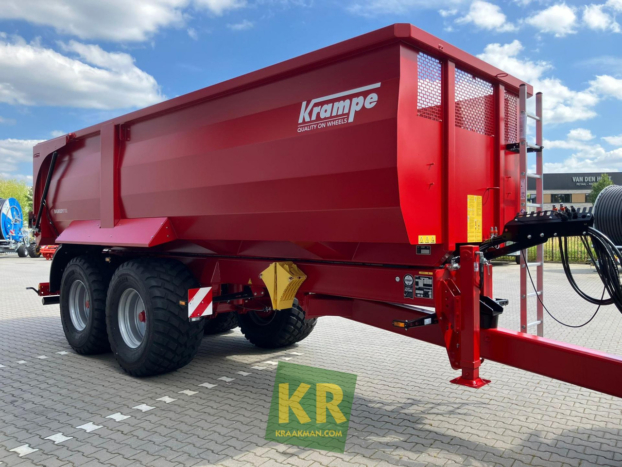 Krampe BIG BODY 700 - Toa kéo nhỏng/ Xe đổ: hình 5 Krampe BIG BODY 700 - Toa kéo nhỏng/ Xe đổ: hình 5