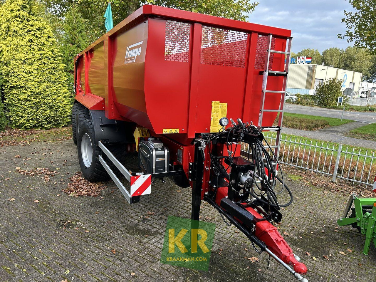 Krampe BIG BODY 900 - Toa kéo nhỏng/ Xe đổ: hình 3 Krampe BIG BODY 900 - Toa kéo nhỏng/ Xe đổ: hình 3